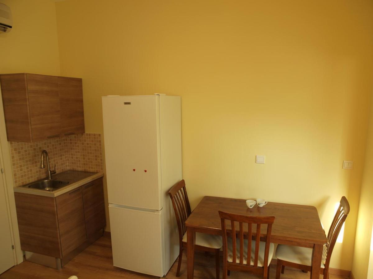Moon-Light Studio Hotel Ларнака Екстериор снимка