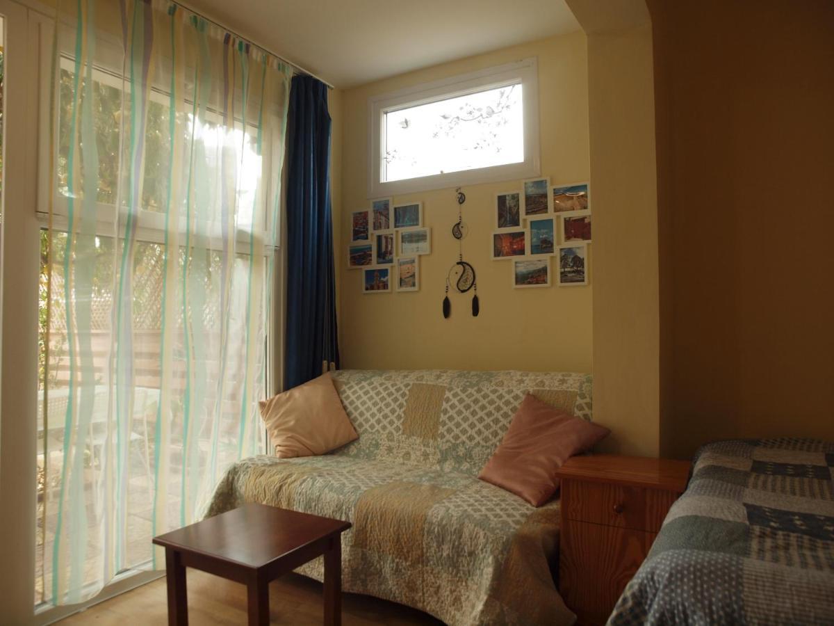 Moon-Light Studio Hotel Ларнака Екстериор снимка